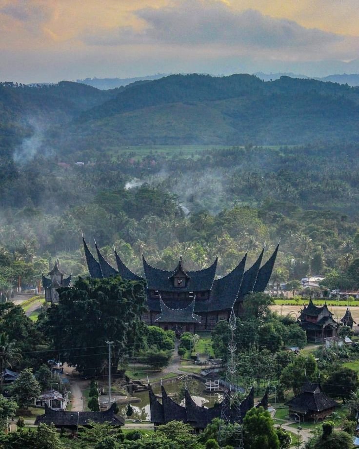 Kehidupan masyarakat Minangkabau